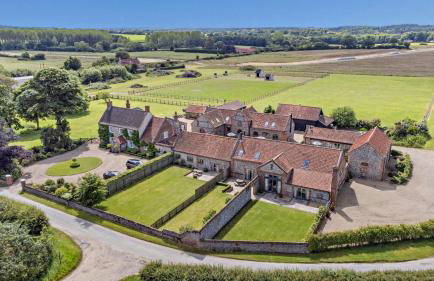 2 Bed in Lower Bodham oc-p29591 - Photo 8