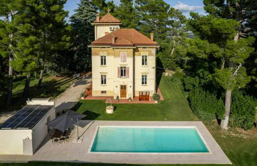 Historic Villa With Pool In The Heart Of Ortezzano - Foto 1