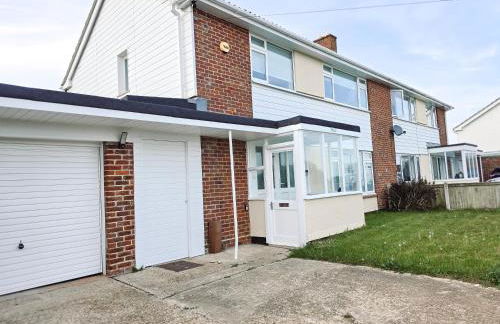 Luxury Sea View Retreat with Hot Tub Sleeps 8 - Foto 16