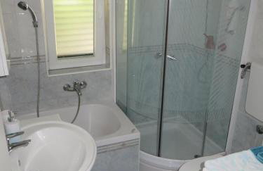 Apartment Simaris - spacious with terrace and sea view - Foto 8