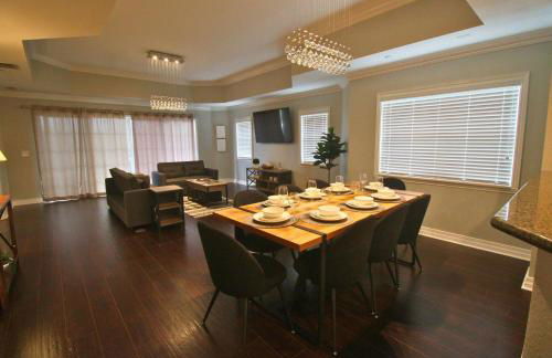 Luxurious 3-Bedroom Condo in Reunion Resort - Foto 41