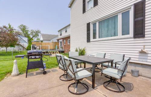 Home with Screened-In Porch Less Than 1 Mi to Lake Erie - Foto 3
