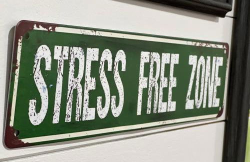 OU Hideaway Relaxing Hot Tub Pool Table - Foto 12