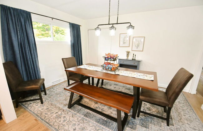 Modern 5 Bedroom Home Sleeps up to 12 15 min Walk to ND 2329 - Foto 10