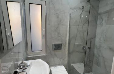 Selenity studio(close to two metro stations) - Foto 10