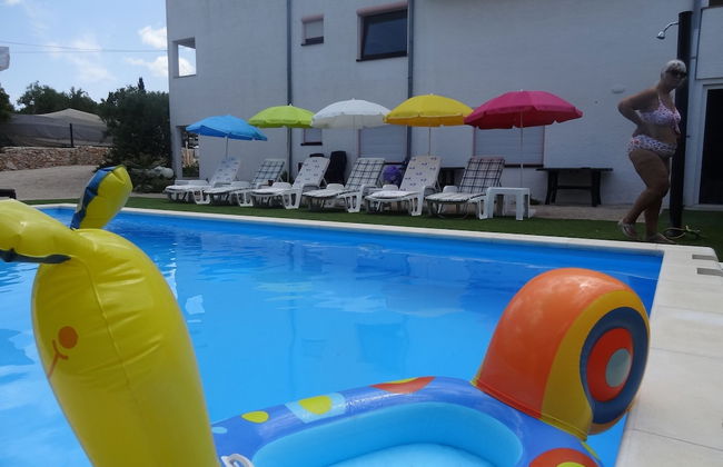 Ilsad Apartments - Apartment With Pool 80 Meters From sea - Great Location - Foto 8