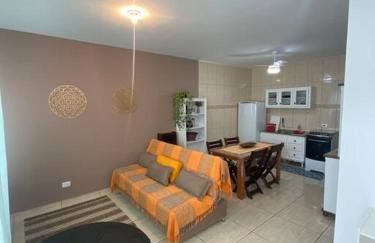 Casa a poucos metros da praia! - Foto 11