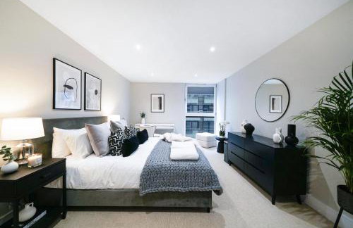 Spacious 1 bed flat with balcony minutes walk to Canary Wharf - Foto 1