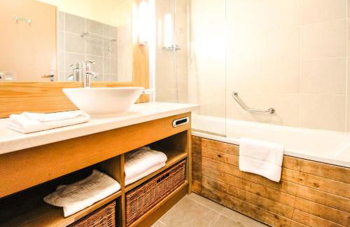 Exceptional 3 bed Penthouse with fireplace and stunning views - Foto 58