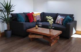 The Cow Hide @ Mill Burn Hollow. - Foto 20