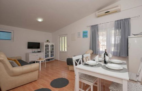 Family Jelavić Holiday House - Photo 16