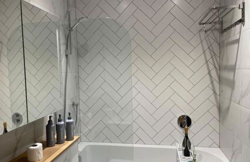 Pretty Pink Posh Penthouse - Foto 61