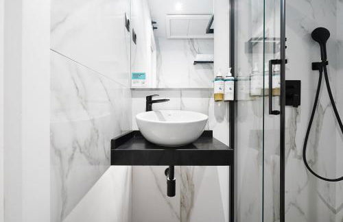 Numa Madrid Goya - Photo 92