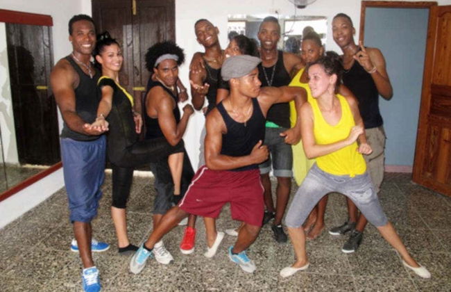 Cours de salsa et de rumba - Photo 1