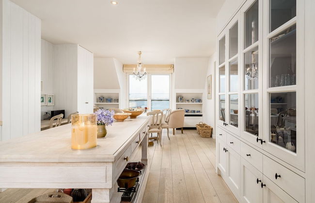 Stunning Penthouse With Free Parking and sea View - Foto 75