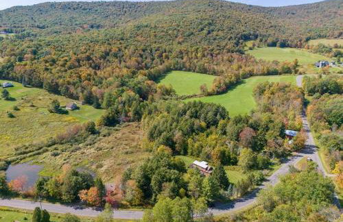 New! 3BR Contemporary Log Home in Catskill Mtns - Foto 13