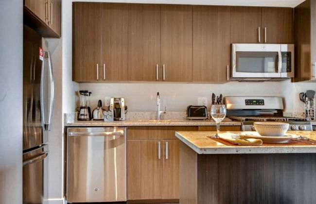 Bluebird Suites near Pentagon - Photo 52