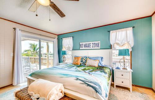 Waterfront Florida Escape with Pool and Private Dock! - Foto 13