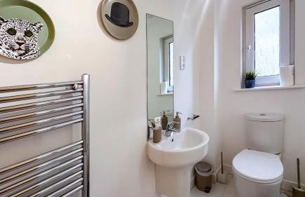 New Modern Detached House with 5bdr Glasgow - Foto 49