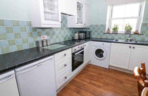 Pencroft Cottage - Photo 9