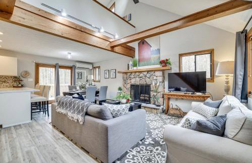 Pocono Pines Home with Private Hot Tub! - Foto 3