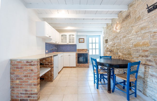 Cyprus Villages Hotel & Restaurant - Central Location - Bed & Breakfast - With Access To Pool And Stunning Views - Foto 20