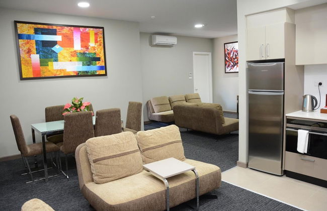 Ratsun Nadi Airport Apartment Hotel - Photo 21