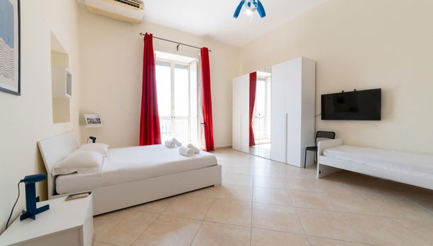 Piazza Garibaldi 39 in Naples - Foto 4, Habitación