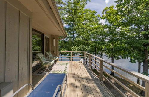 What-A-View HSV - Serene Lakeside Town Home - Foto 1