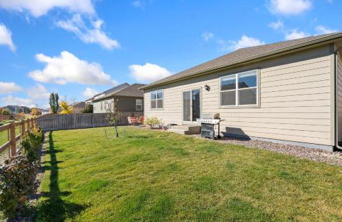 Windshire Retreat with Pool, Garage and Pet-Friendly - Foto 22