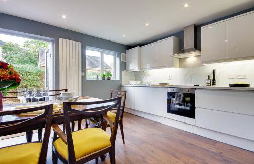 14 Oxford Mews - 5 Star Living for up to 10 People - Photo 6