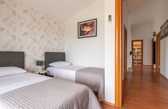 Remarkable 4-bed House in Kaštel Novi - Foto 3