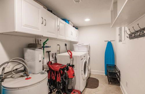 1055-606 Gulf Side High Rise with Pond View - Foto 26