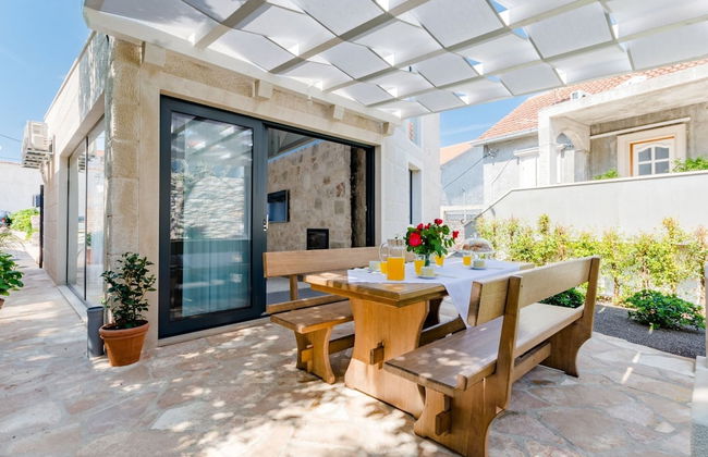 Villa Stone Pearl - Two Bedroom Holiday House With Pool - Foto 59