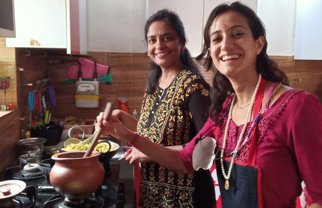 Cours de cuisine et repas partagé avec une famille indienne - Photo 4