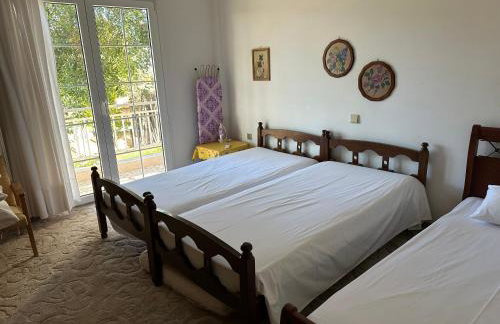 Angela House - Photo 44