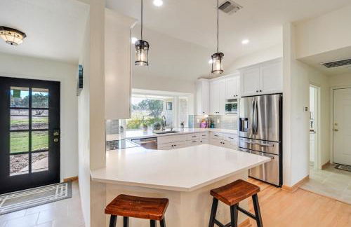 Pin Oak Farmhouse with Patio in Dripping Springs - Foto 10