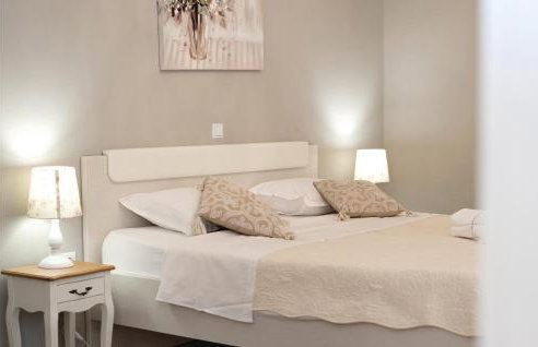 Awesome Home In Radosic - Foto 25