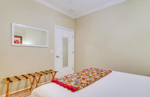 Walk to Main Street Saluda Escape with Garden Patio - Foto 13