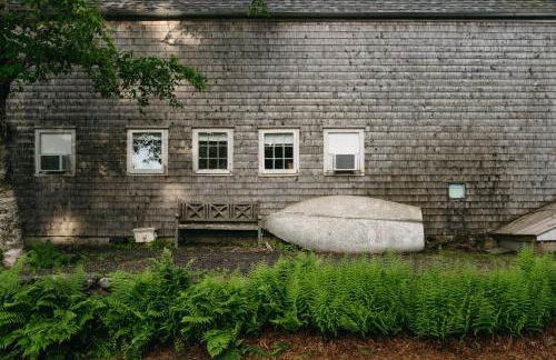1850s Maine Farmhouse featured in Condé Nast Traveler with 11 Acres Near Water - Foto 68