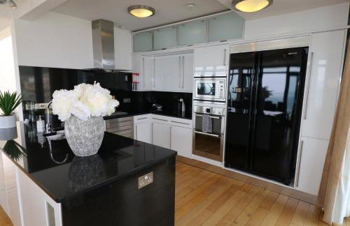 Riviera Apartments - Five Stylish Penthouse Apartments with Unrivalled Sea Views of Teignmouth, Shaldon, The Jurassic Coastline & The Teign Estuary - Foto 38