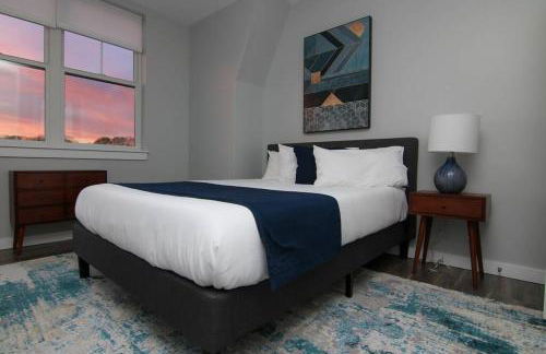 Luxury apartment with gym, steps from commuter rail #4011 - Foto 4