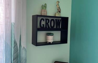 Cozy loft with parking and private patio w/ grill - Foto 8