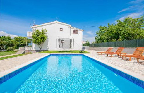 Five-Bedroom Holiday Home In Blato Na Cetini - Photo 6