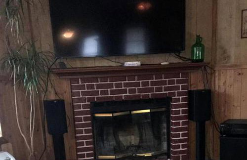 Gorgeous Family-Friendly Cabin with Fire Pit near Huntington, West Virginia - Foto 6