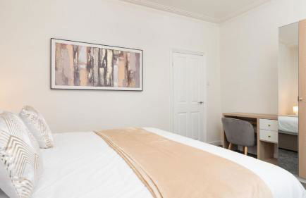 3 Bed House Near Liverpool Parking Sleeps 5 - Foto 27