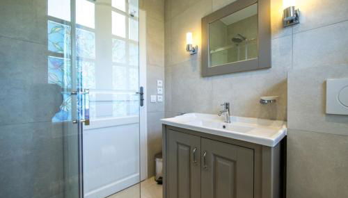 Spacious villa in Tourrettes-sur-Loup with Private Lake access Sleep 16 - Foto 4