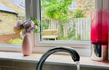 Rhubarb Retreat - Stylish House, Sleeps 5, 10 mins to Durham City & Parking & Garden - Foto 31