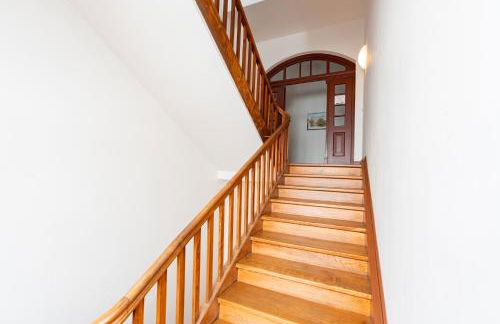 AAB Apartment 80qm mit 2 Schlafzimmern, Self-Check-in mit Wlan und gratis Parkplatz am Haus - Foto 18