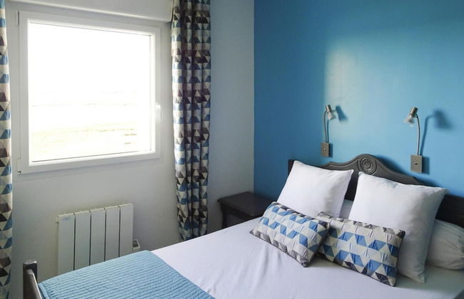 Holiday Home With sea View in Portbail - Photo 4